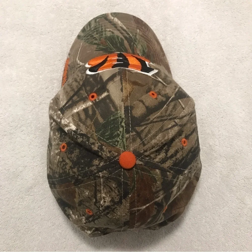 NFL Team Apparel - Cincinnati Bengals Football Camo Cap